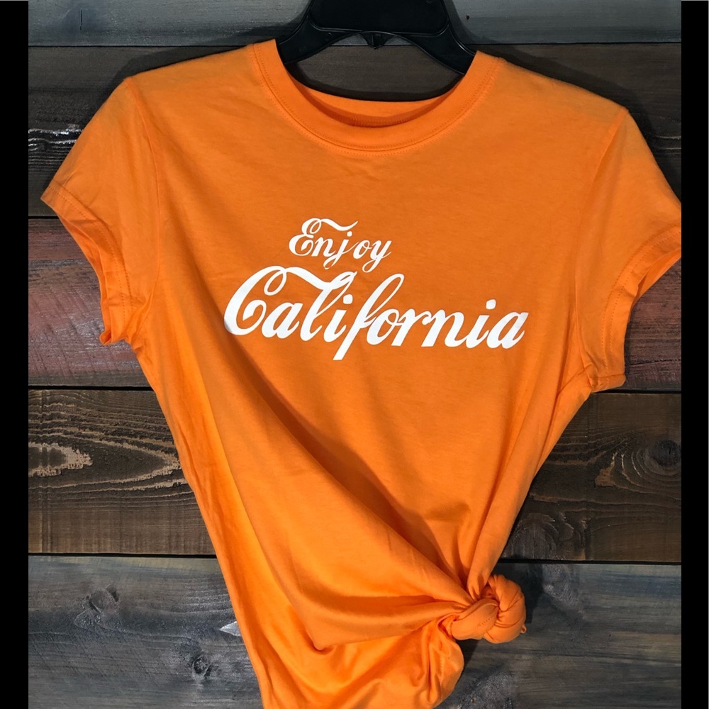Women’s Short Sleeved T; Sz M